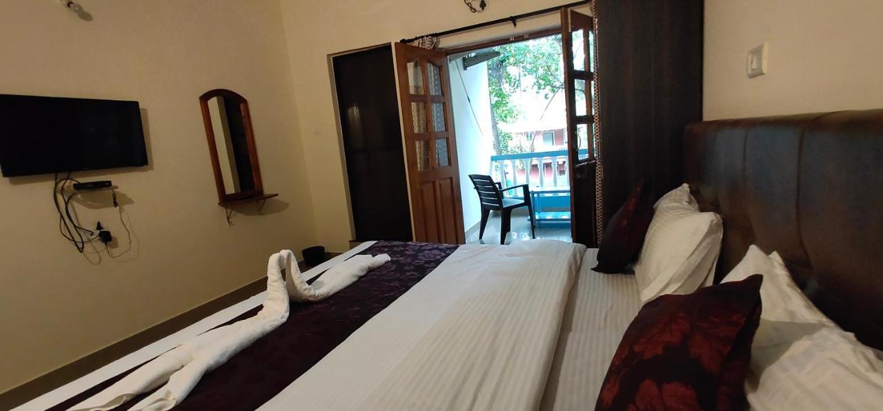 Dom'S Inn Calangute Exterior photo